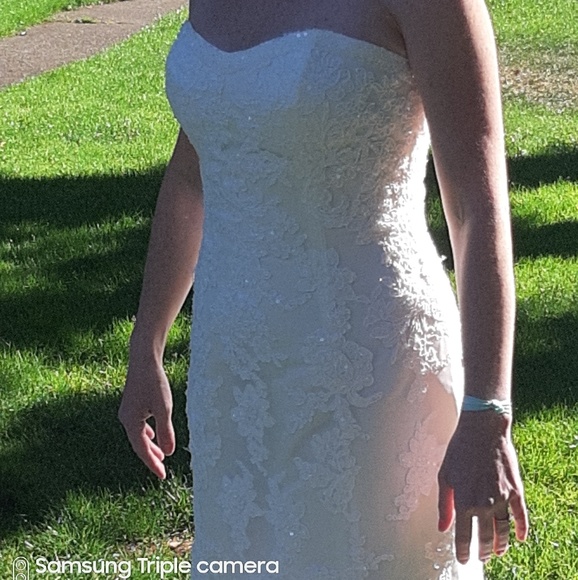 Demetrios Wedding Dress Size 8 - Picture 8 of 8